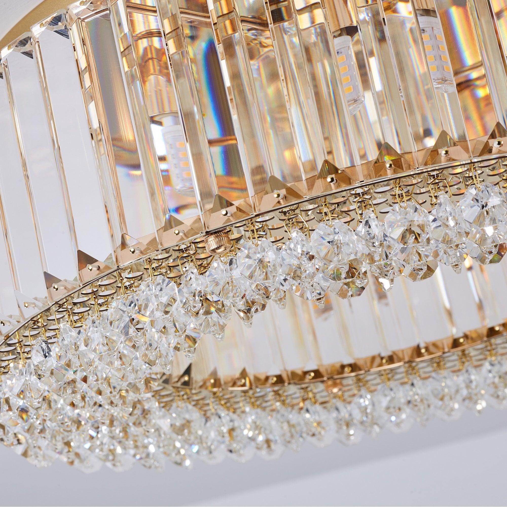 Lampadario Rotondo a Soffitto con 8 Luci in Oro e Cristallo