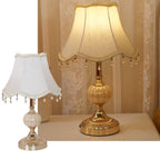 Lampada da Tavolo Tradizionale Vintage in Tessuto Floreale con Placcatura in Vetro per Camera da Letto