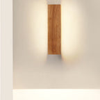 Lampada da parete LED a striscia in legno massello semplice