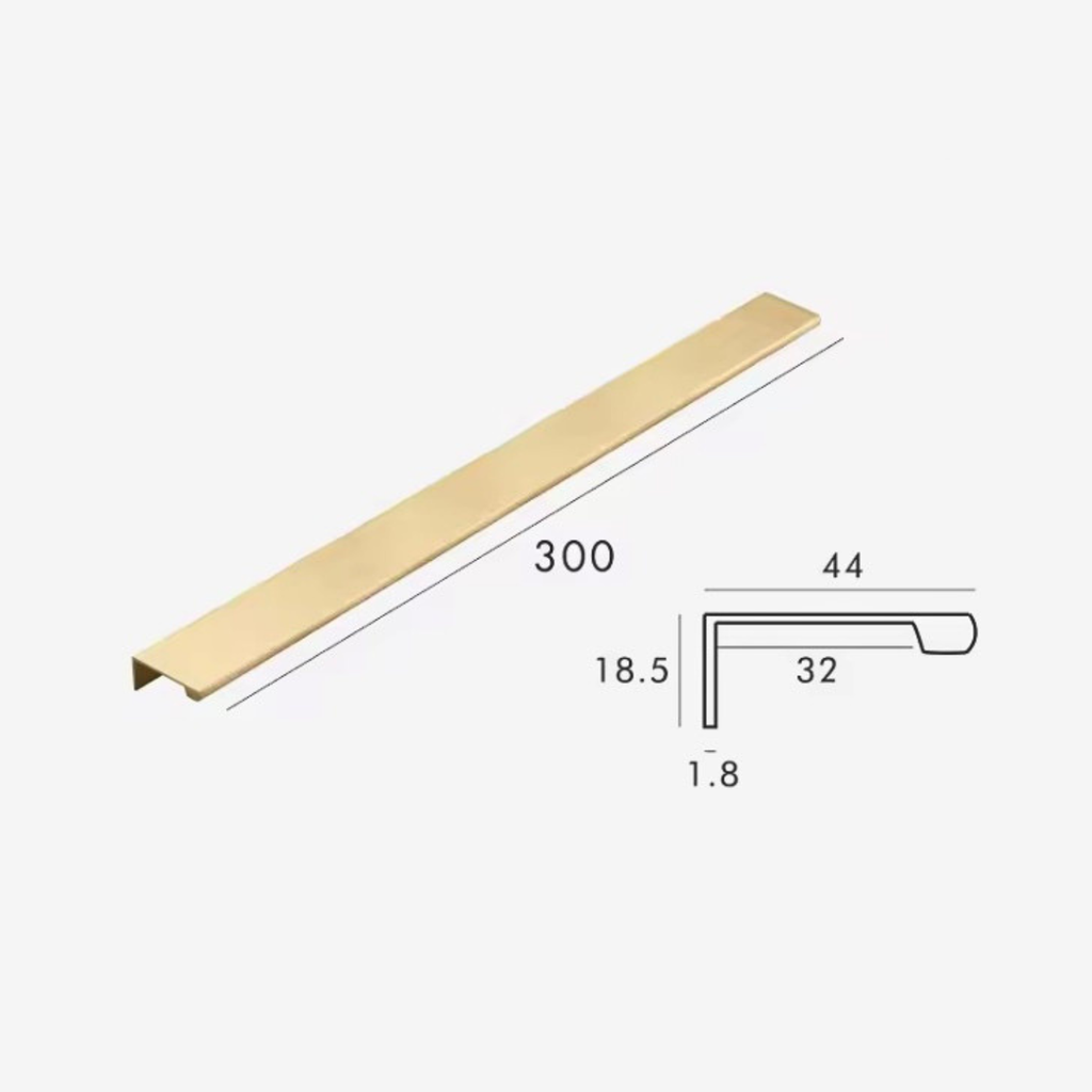 Supporto per Porta Armadio Hallvard