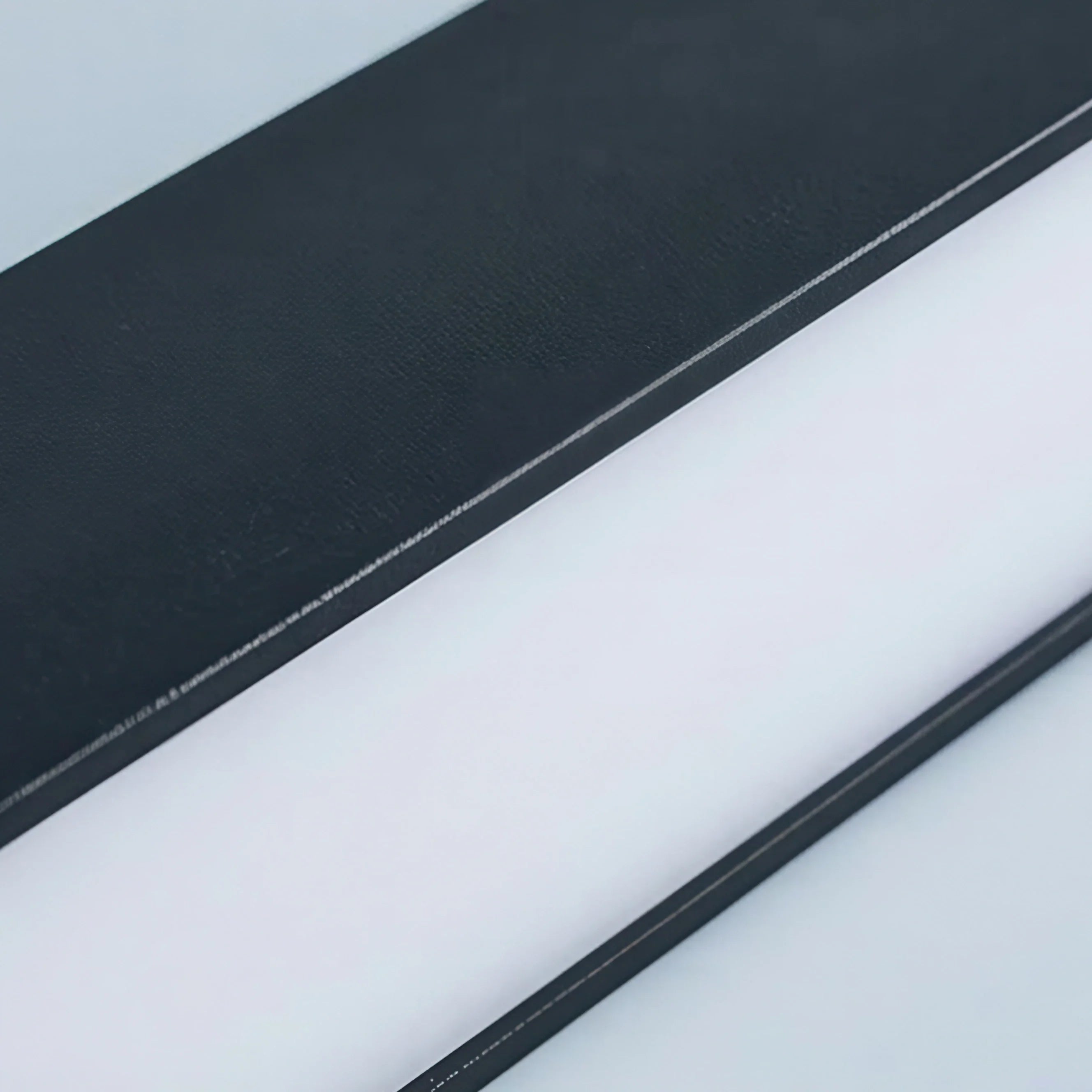 Lampada da soffitto a striscia lunga minimalista moderna