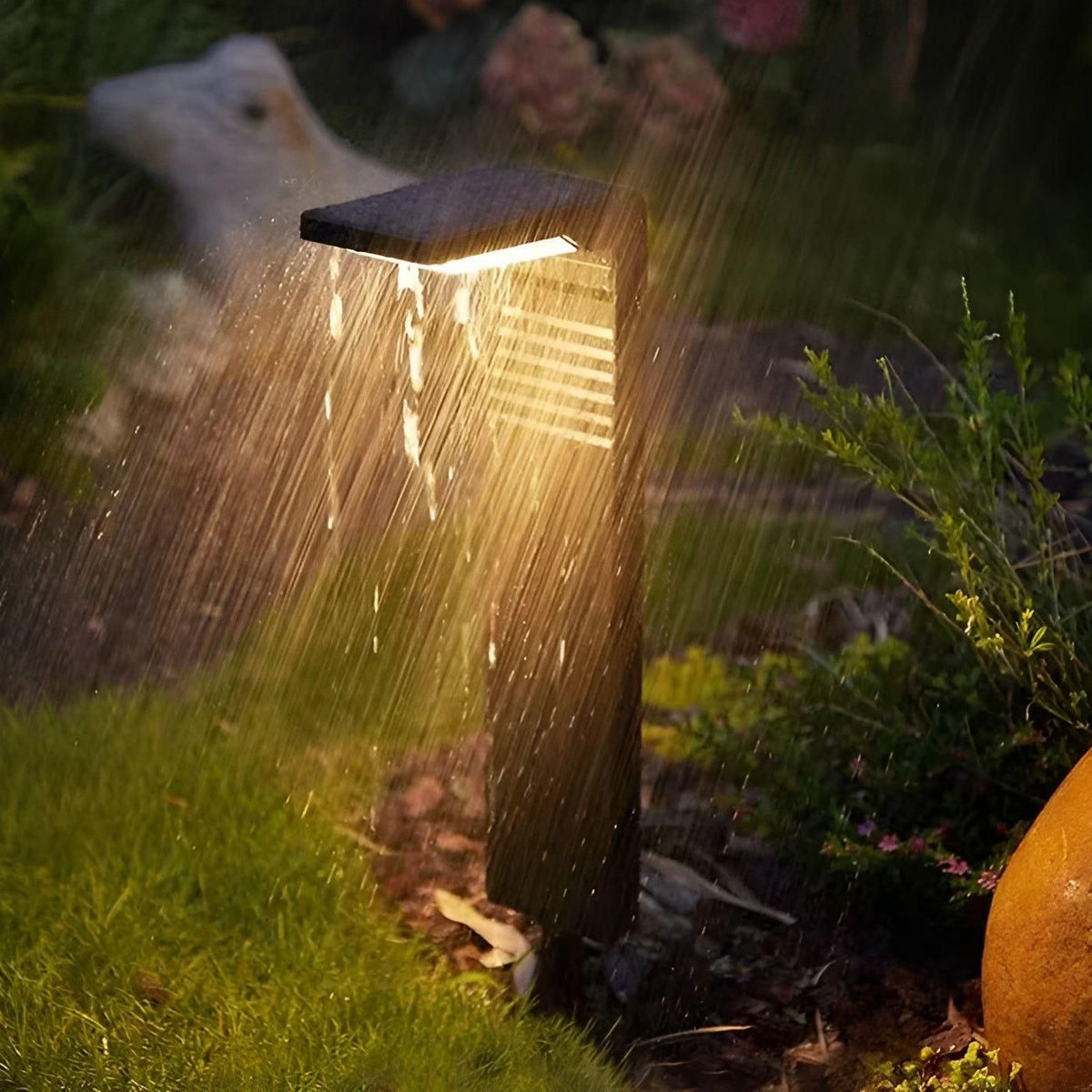 GardenGlow Light - Lampada da Giardino a Sospensione Solare LED Impermeabile