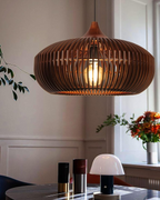 L'Lustre Éclat de Bois