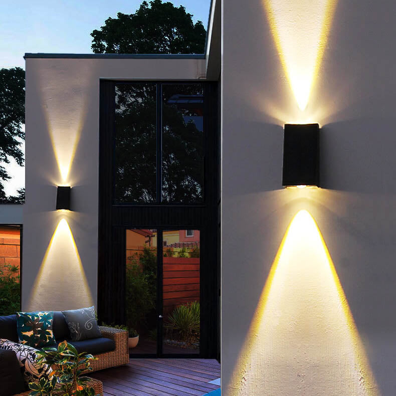 Lampada da Parete LED Impermeabile a Trapezio Semplice per Esterni con Luce Su e Giù