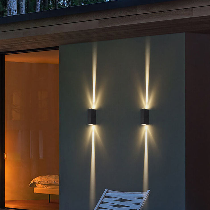Lampada da Parete LED Rettangolare Moderna Minimalista in Alluminio per Esterni