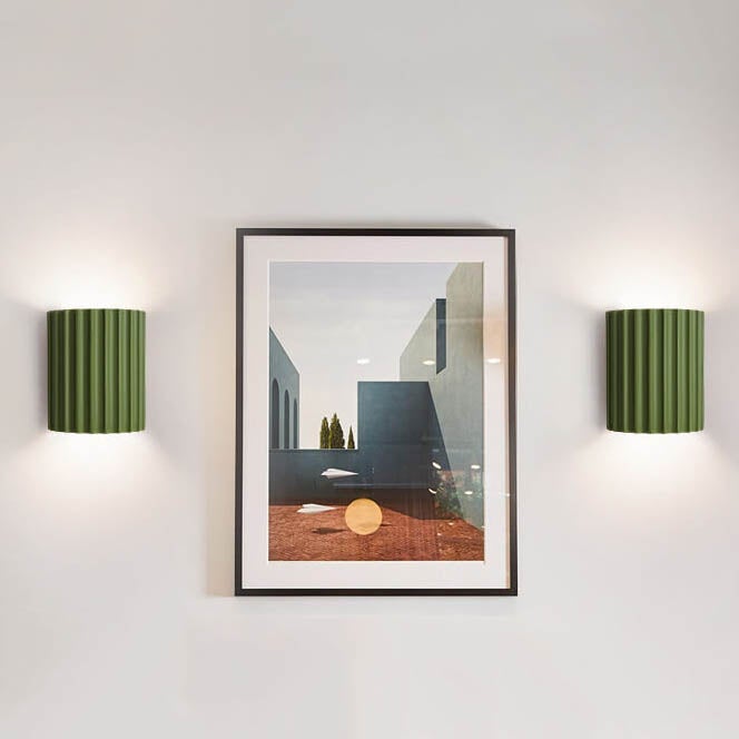 Lampada da parete a sconce con cilindro mezzo striato in resina Macaron 1 luce