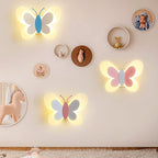 AeroLume - Lampada da parete LED a forma di farfalla per un tocco magico