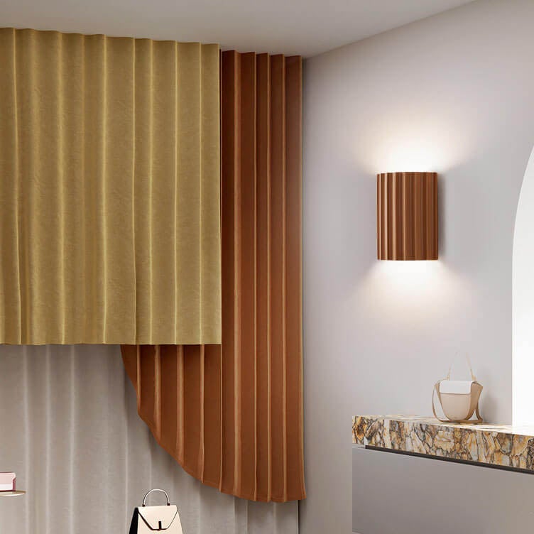 Lampada da parete a sconce con cilindro mezzo striato in resina Macaron 1 luce
