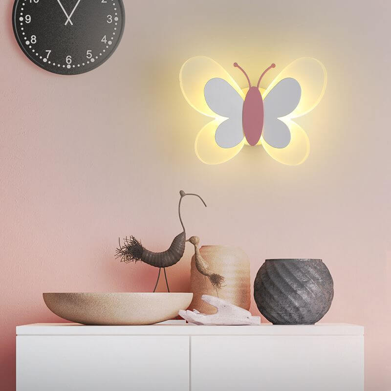 AeroLume - Lampada da parete LED a forma di farfalla per un tocco magico
