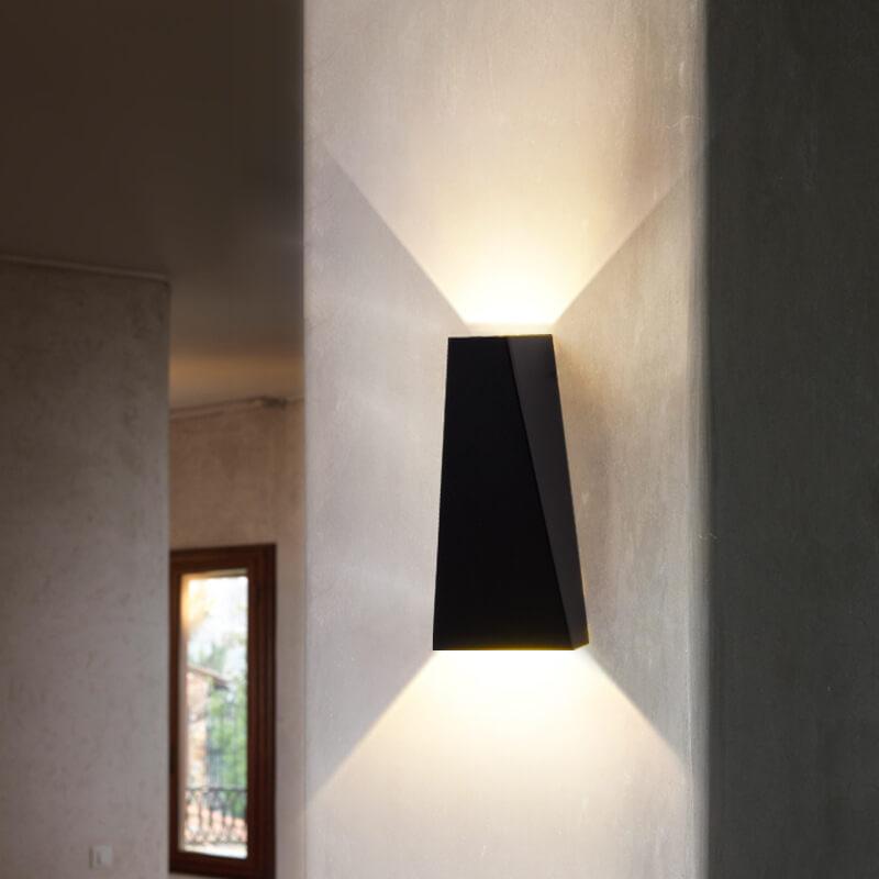 Applique a Muro LED 2 Luci Trapezoidale Moderna e Semplice