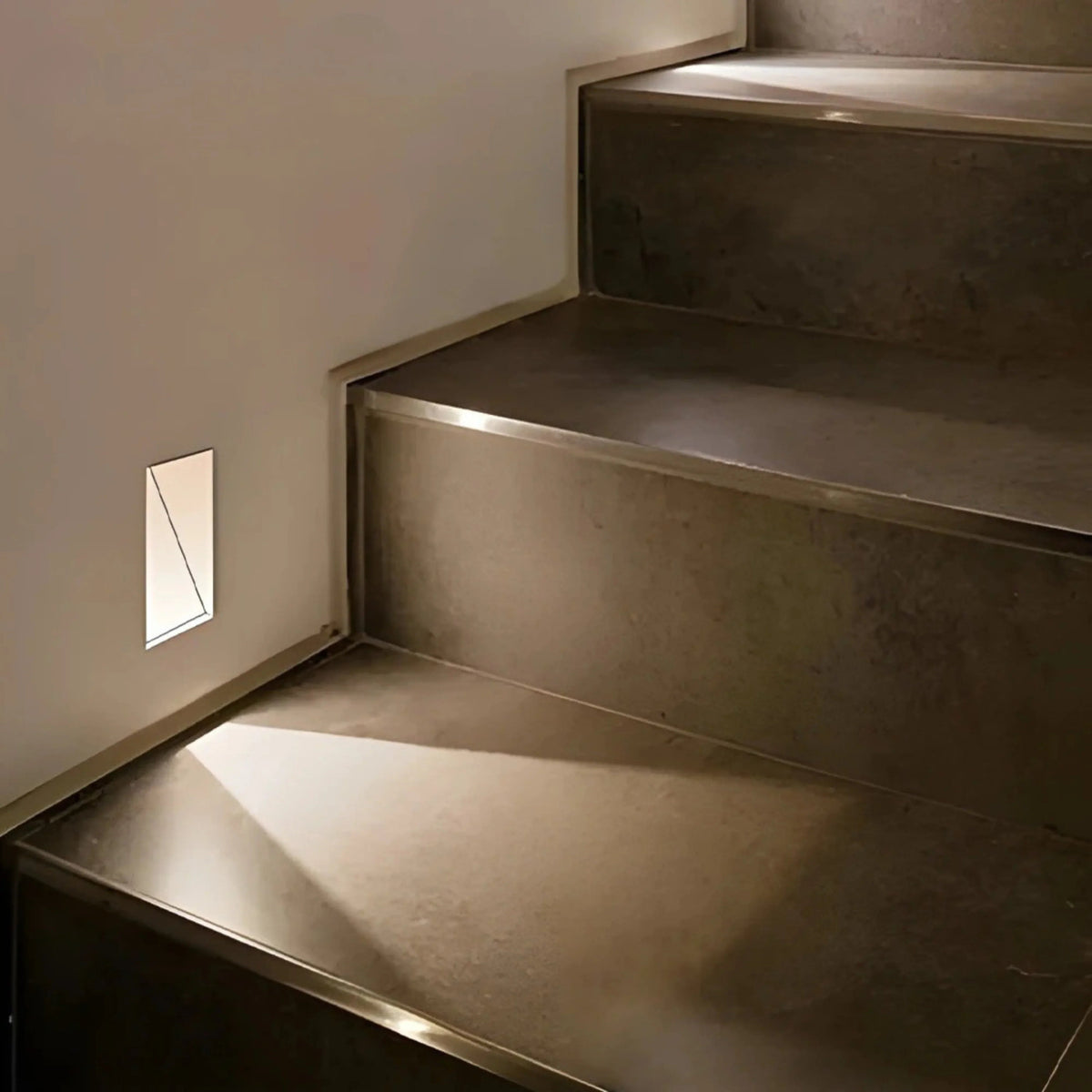 Collezione di Luci LED per Scale Dylan