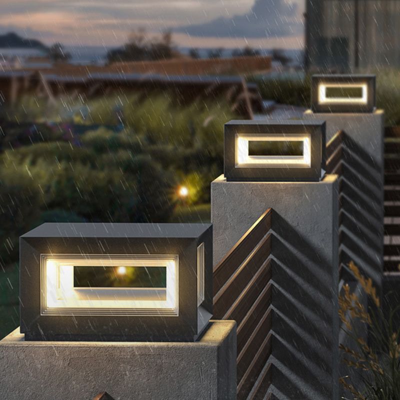 Lampade da esterno in metallo LED contemporanee Ray, nere
