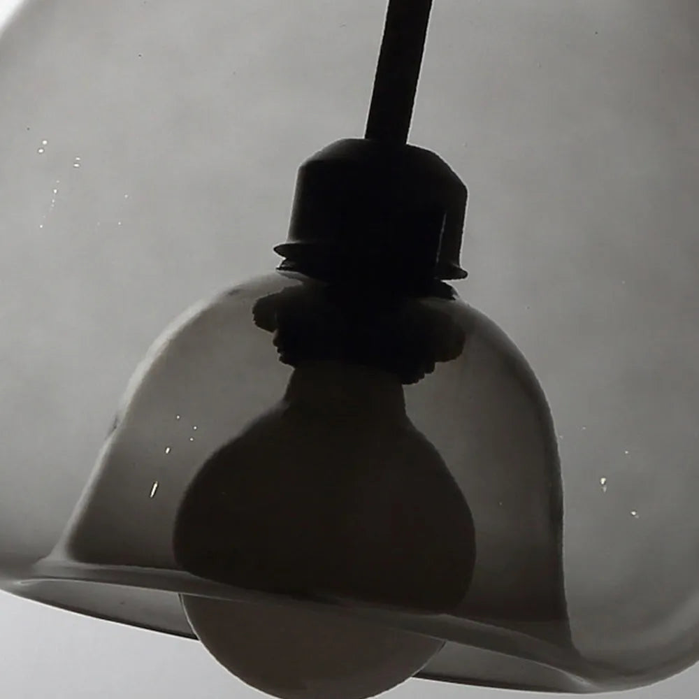 Lampada a sospensione in vetro Globe di Giugno, Ambra/Grigio Fumè
