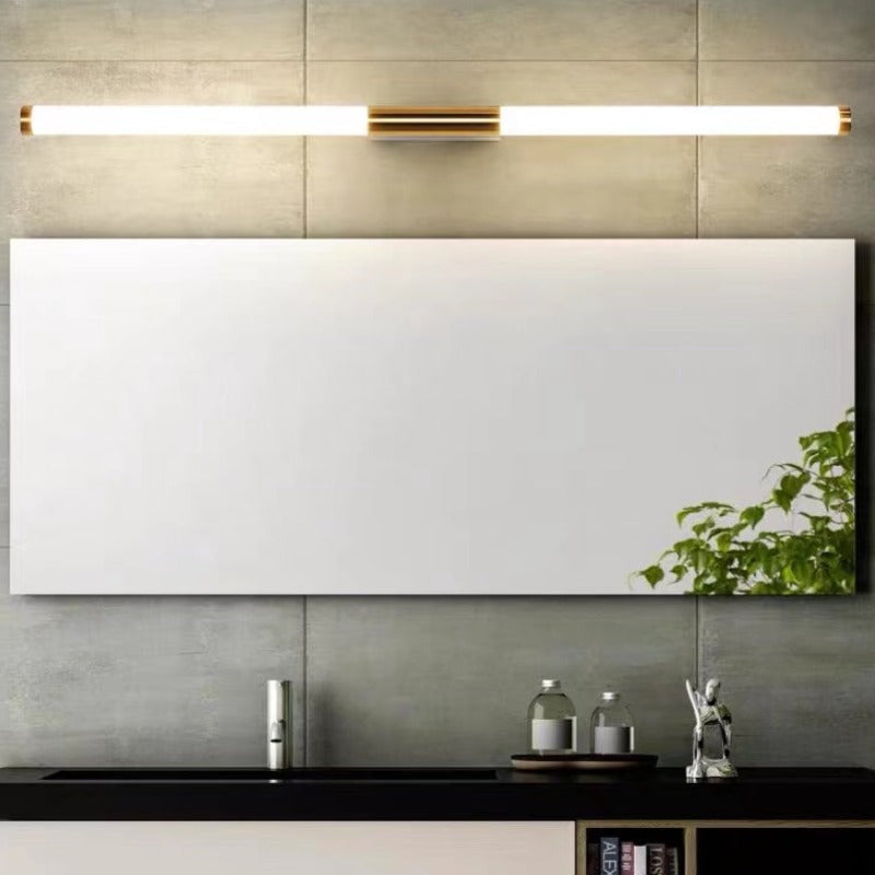 Lampada da Parete Lineare Minimalista Moren in Metallo, Oro