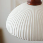 Lampada a sospensione tradizionale giapponese in ceramica con cupola rotonda piegata, legno massello e ferro, 1 luce per soggiorno e camera da letto