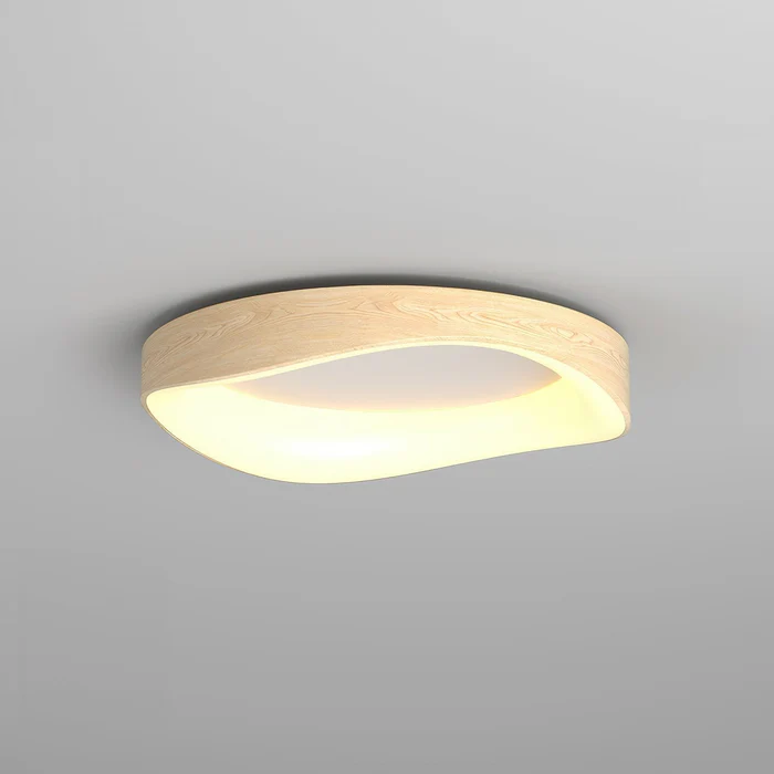 Lampada da soffitto in legno nordico