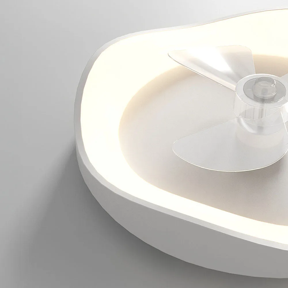 Ventilatore da soffitto bianco in minimalismo moderno con luce