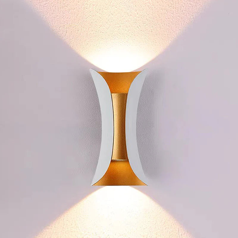 Moderna Luce da Parete Irregolare in Alluminio per Esterni