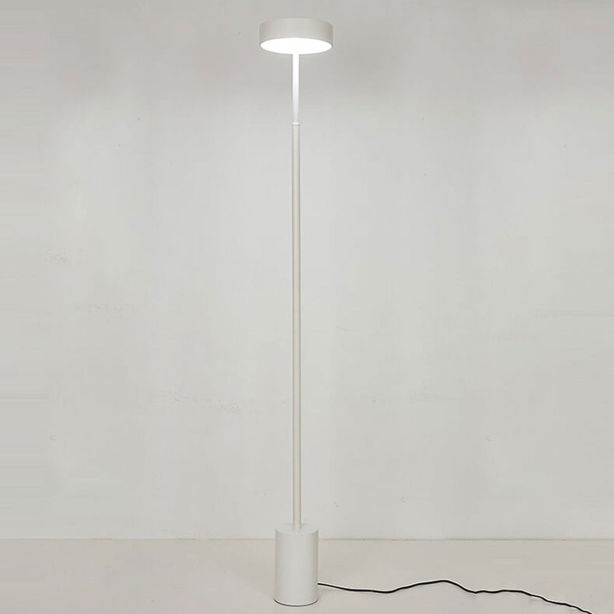 Lampada da Terra LED Colonna Minimalista Nordica
