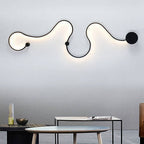 Lampada da Parete Curva LED Moderna in Alluminio a Forma di Serpente con 1 Luce