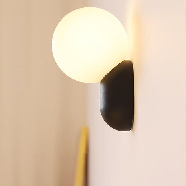 Soffitto a Parete in Resina Stile Macaron Minimalista Moderno con Sfera di Vetro 1 Luce