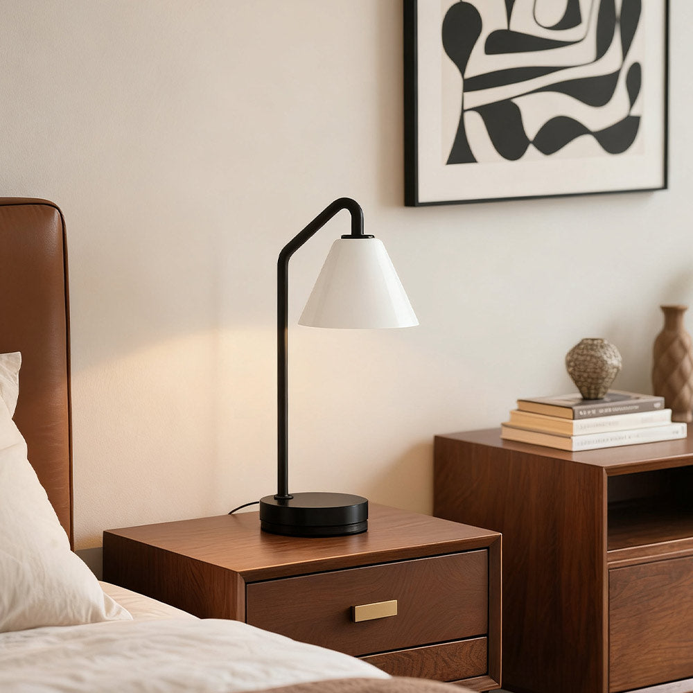 Lampada da Tavolo Cone Moderna in Vetro Latte