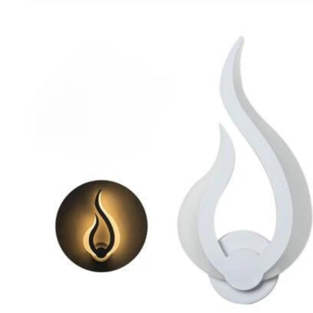 CandleFlicker - Applique a forma di fiamma per un'illuminazione rilassante