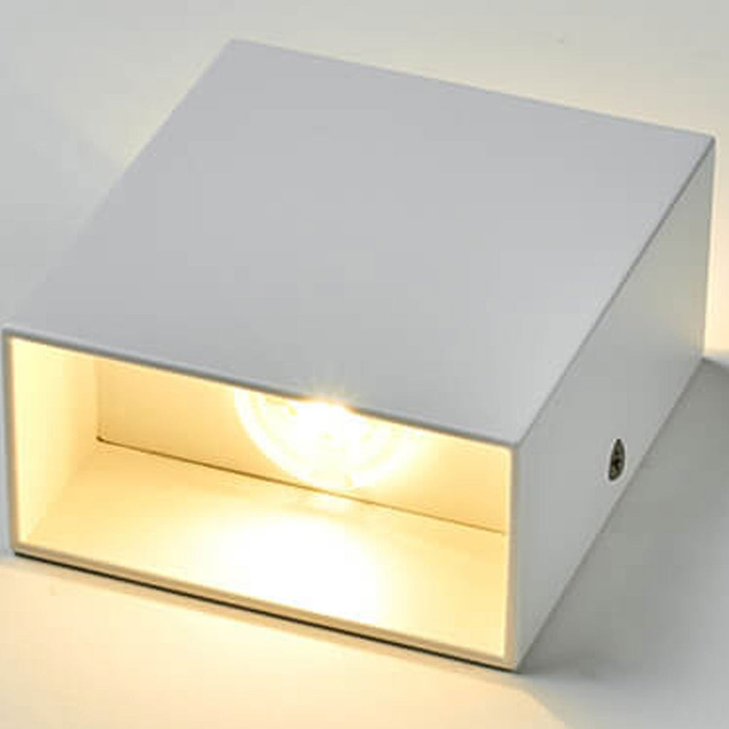 Applique a parete moderna semplice quadrata con sensore di corpo LED