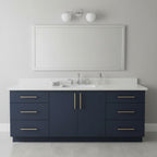 Applique da Bagno in Vetro Latte e Ottone