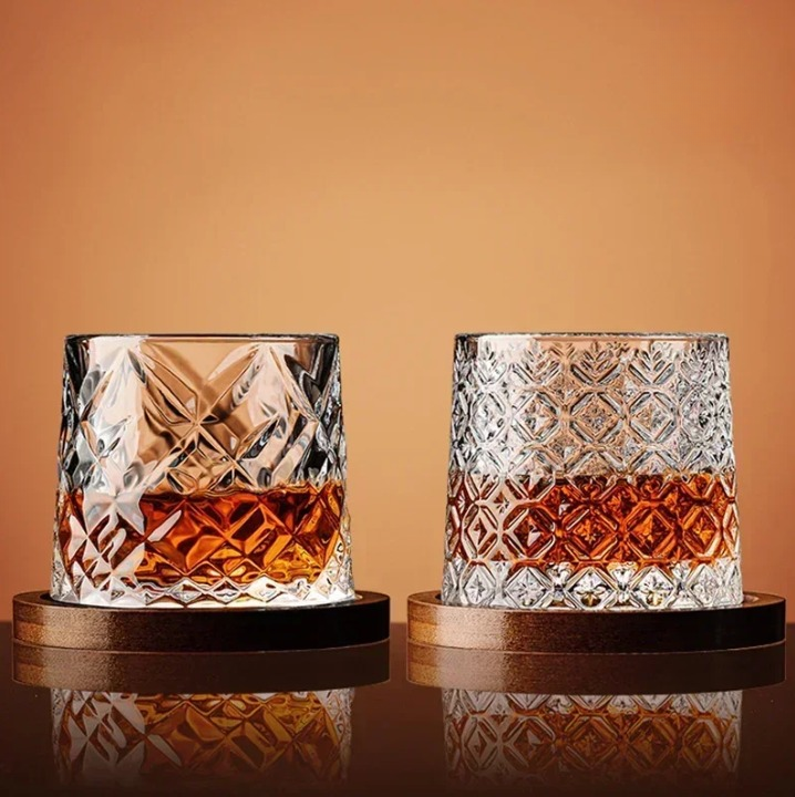 WhiskeySpin - Bicchiere di whisky premium con base rotante intricata per un'esperienza unica