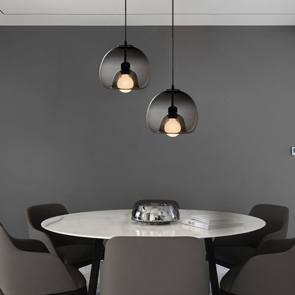 Lampada a sospensione in vetro Globe di Giugno, Ambra/Grigio Fumè
