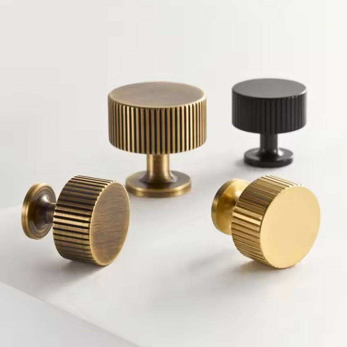 Maniglia Frey Furniture