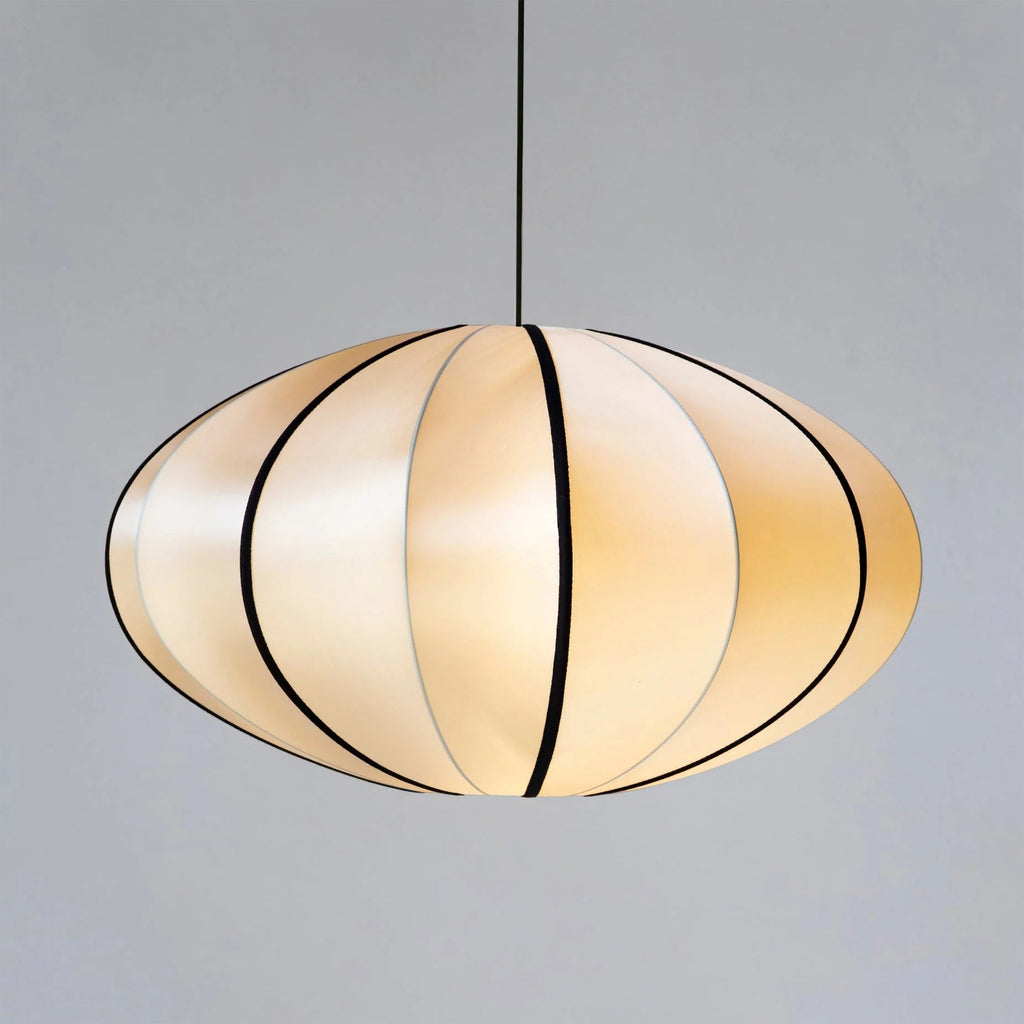 Lampada a sospensione in carta ovale classica