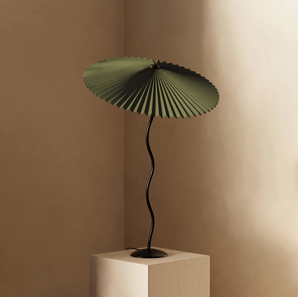 Lampada da Tavolo Metallica Curva Classica
