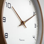 NordicTick - Elegante orologio da parete in legno per interni moderni
