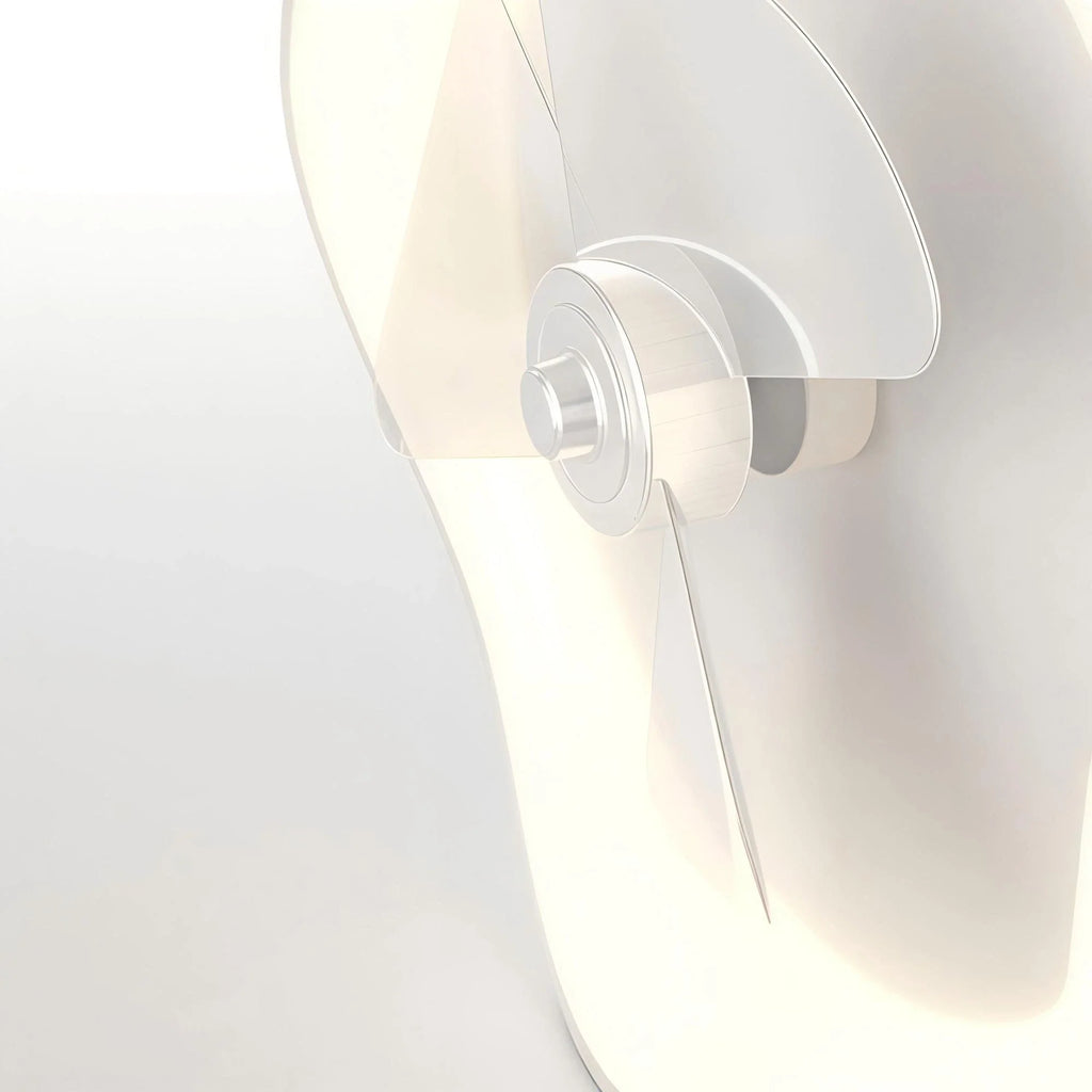 Ventilatore da soffitto bianco in minimalismo moderno con luce