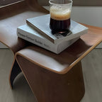FloraSeat – Sgabello decorativo fatto a mano a forma di farfalla