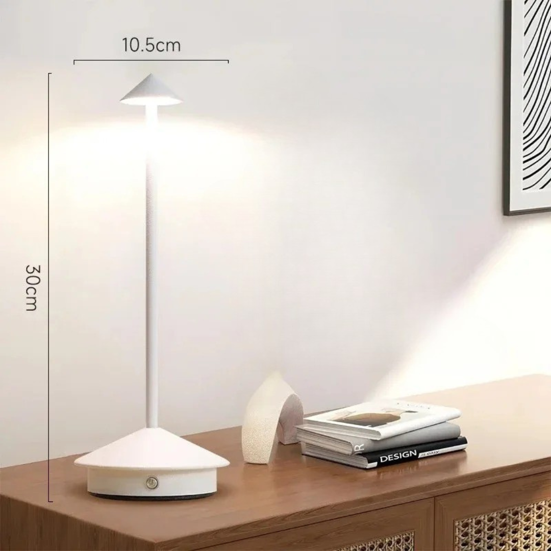 Lampada da Tavolo Ricaricabile LED a Cono in Alluminio Moderno 1 Luce