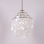Lampadario Moderno a Forma di Conchiglia