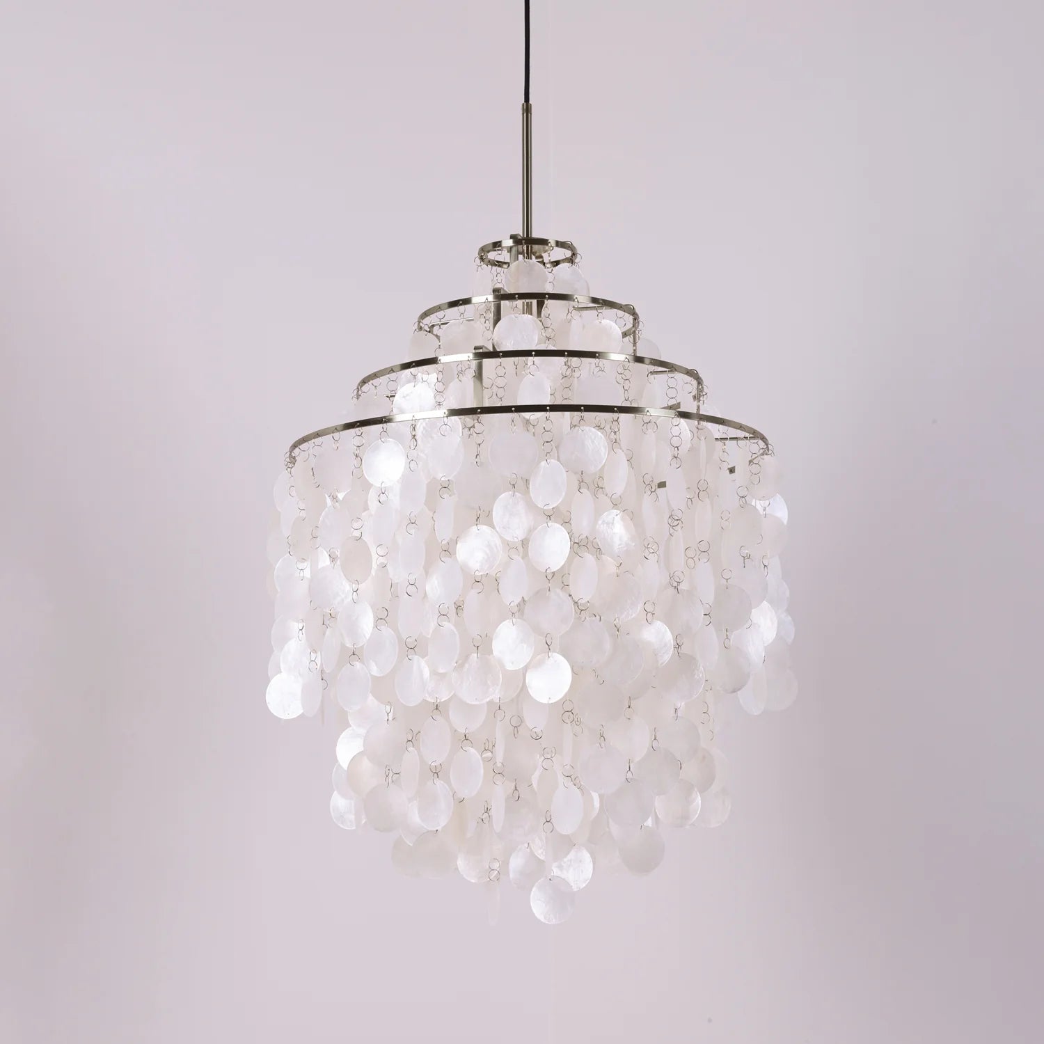 Lampadario Moderno a Forma di Conchiglia