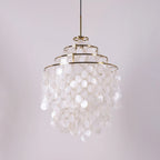 Lampadario Moderno a Forma di Conchiglia