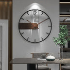 Orologio Horium Grande Rotondo in Metallo per Interni Moderni con un Tocco Elegante
