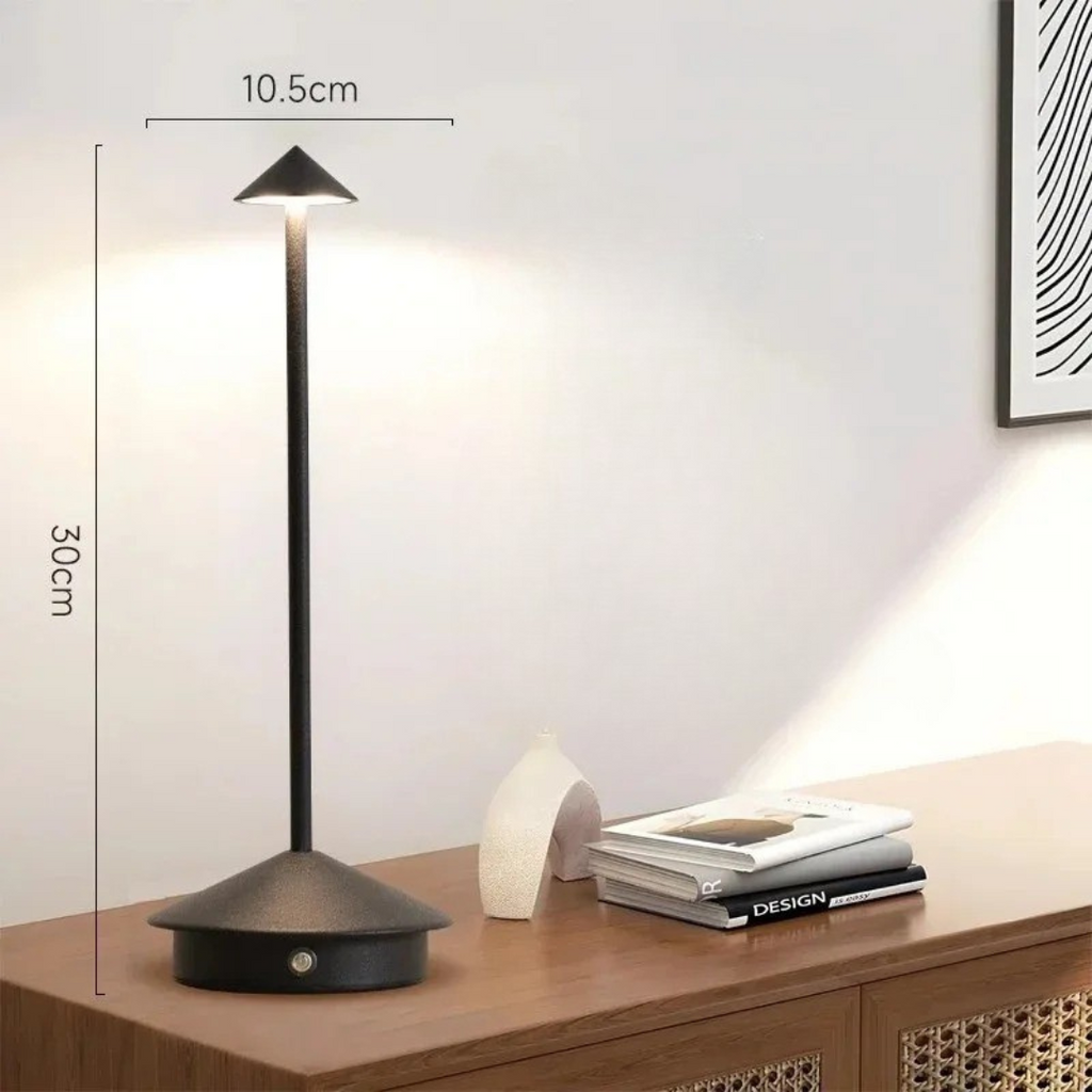 Lampada da Tavolo Ricaricabile LED a Cono in Alluminio Moderno 1 Luce