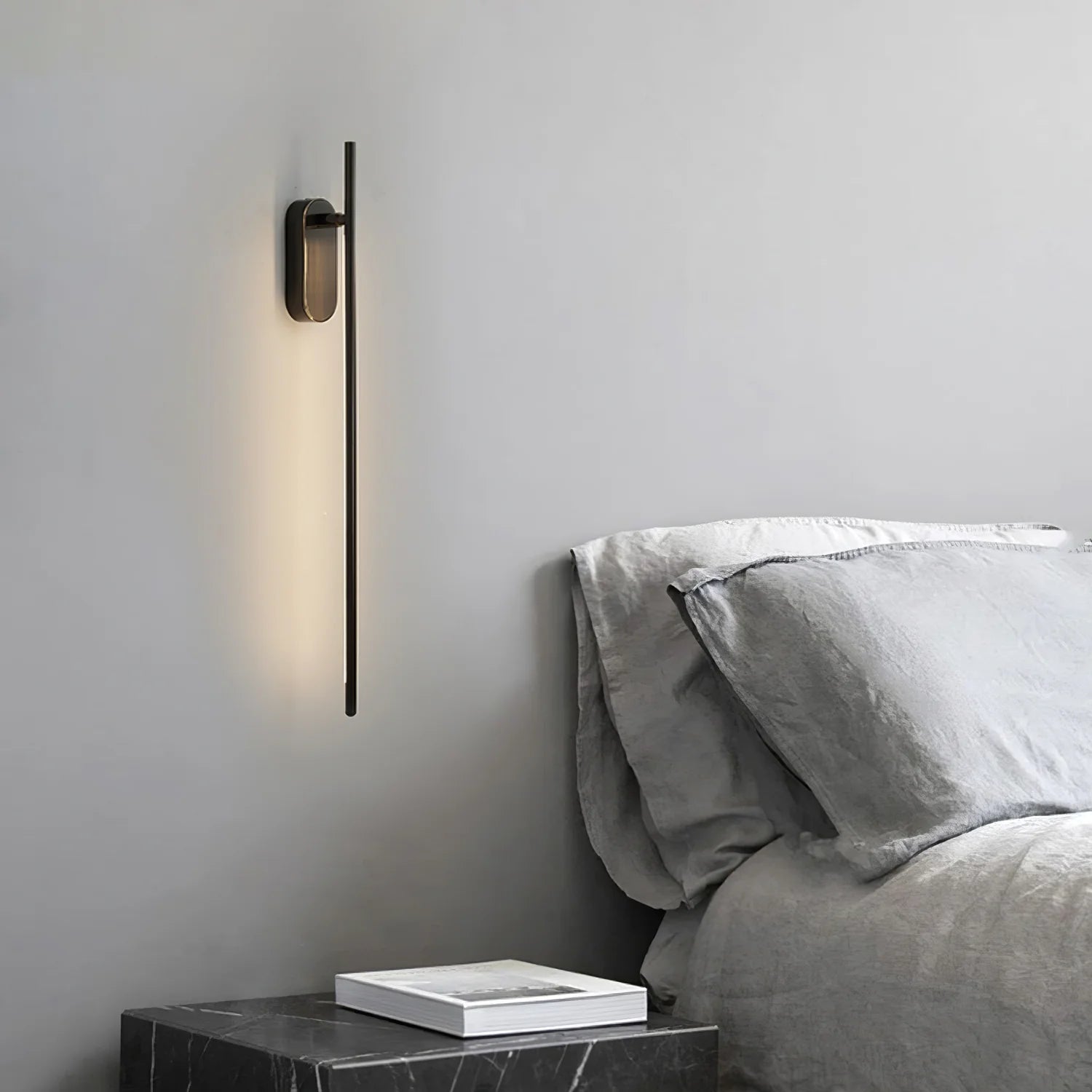 Lampada da Parete Lineare Metallica Regolabile