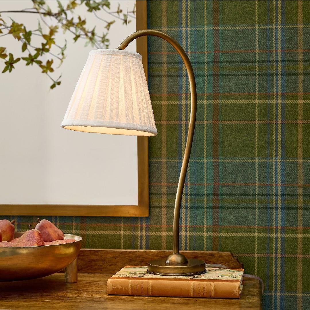Lampada da Tavolo con Paralume in Lino Ottone