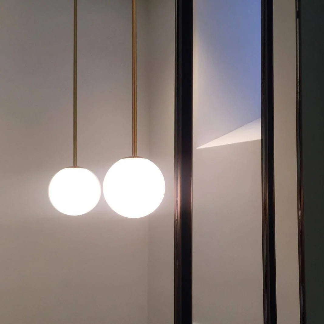 Lampada a Sospensione Minimalista in Ottone