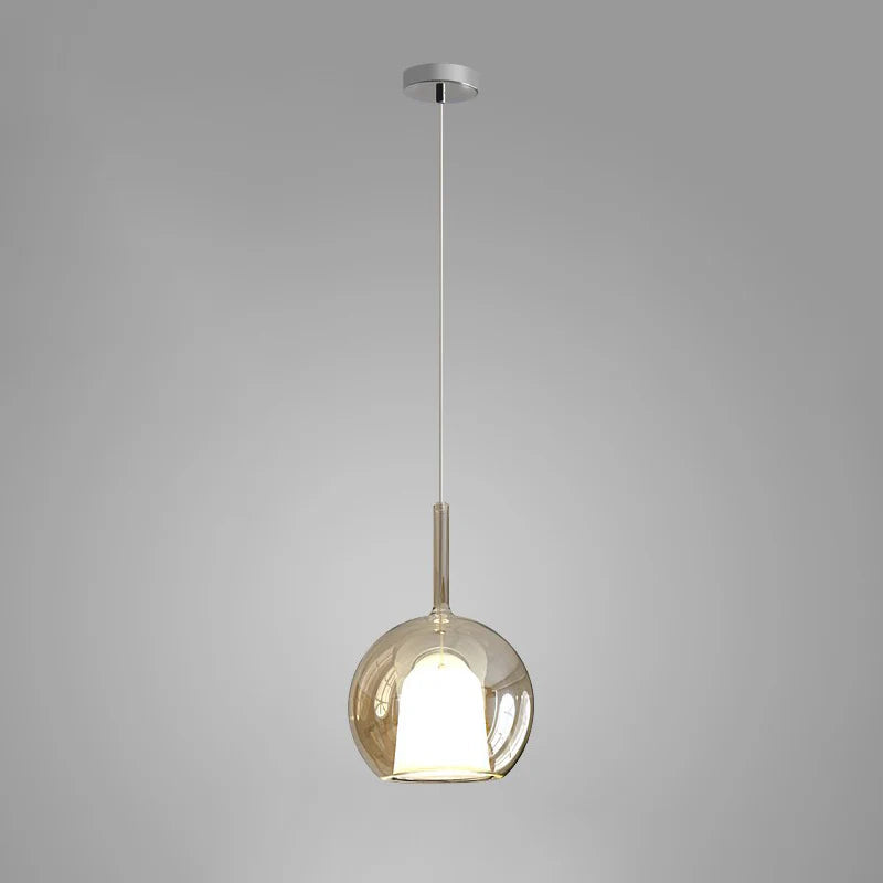 Lampada a sospensione in vetro sferico minimalista