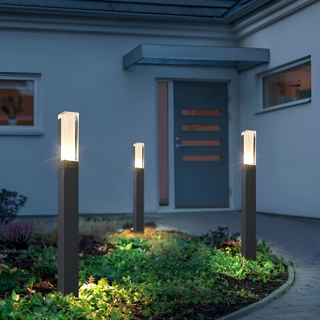LuxeGarden Glow - Illuminazione moderna per giardini LED