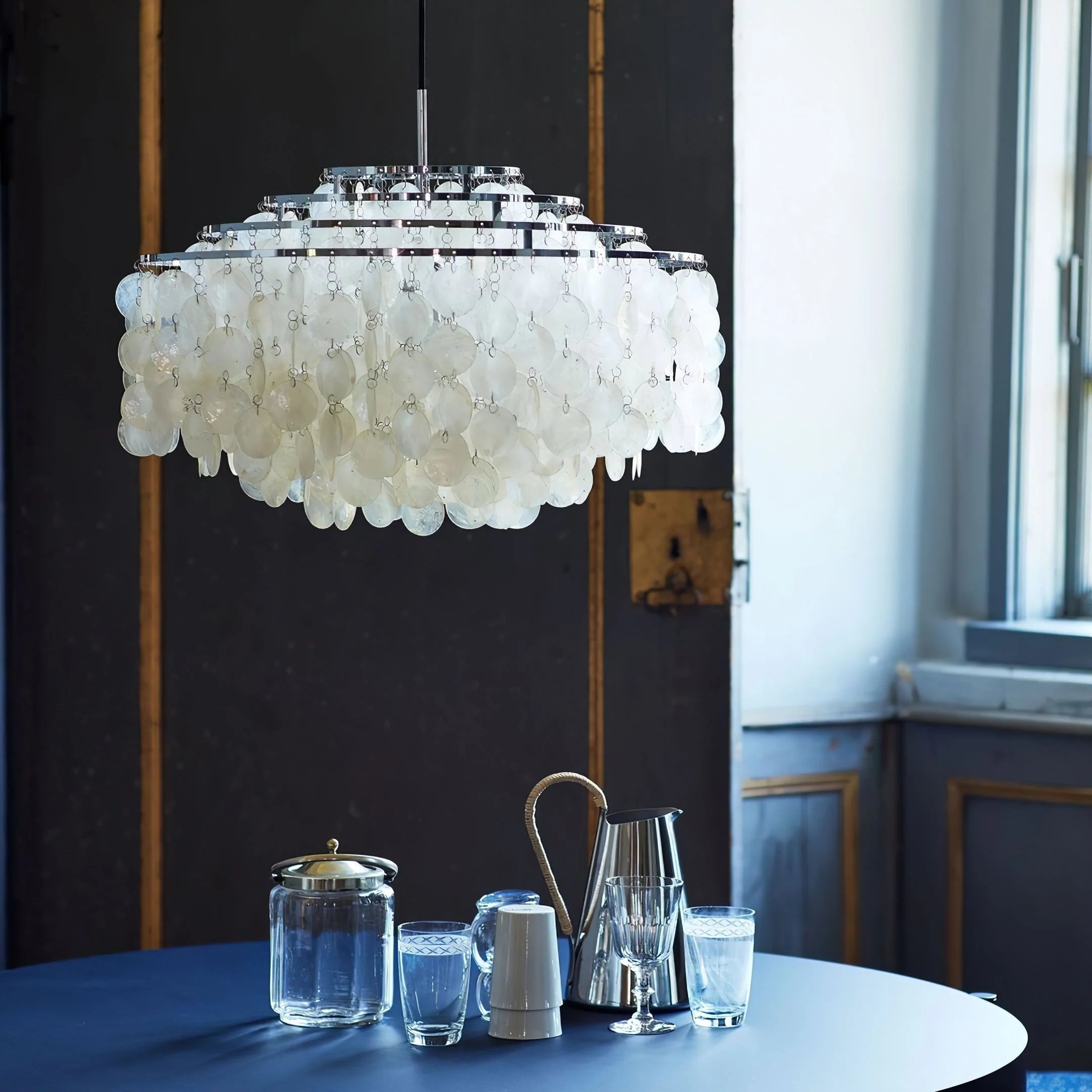 Lampadario Moderno a Forma di Conchiglia