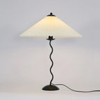 Lampada da Tavolo Metallica Curva Classica